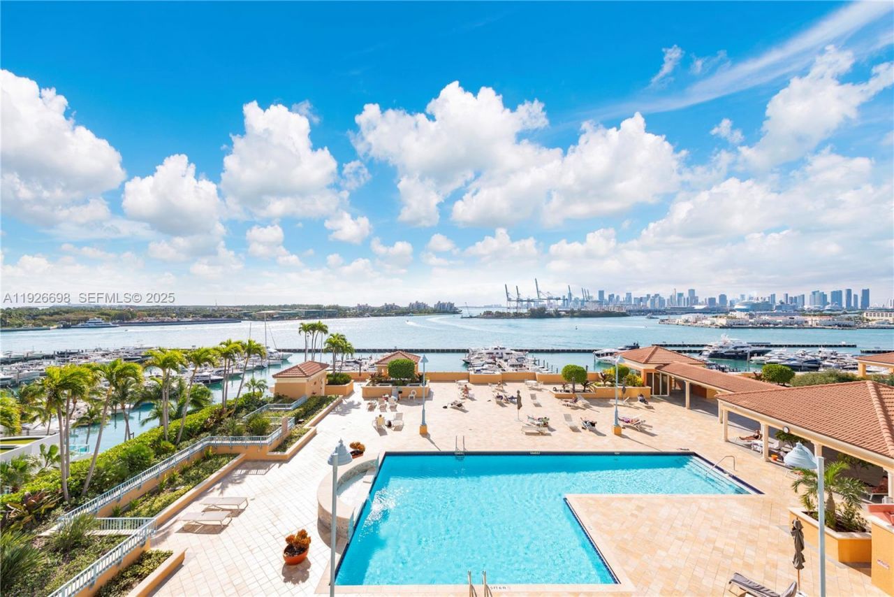 90 Alton Rd, Unit 2907, Miami Beach, FL 33139 Photo