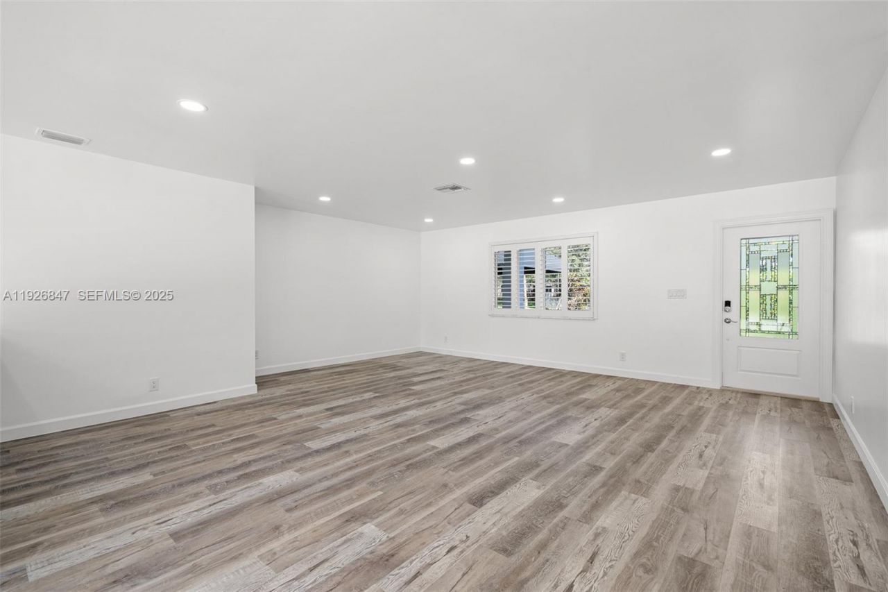 14330 SW 16th St, Davie, FL 33325 Photo