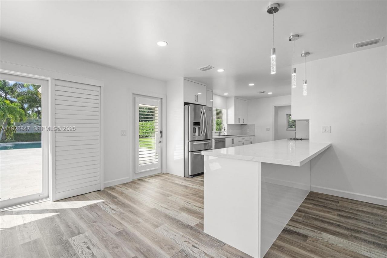 14330 SW 16th St, Davie, FL 33325 Photo