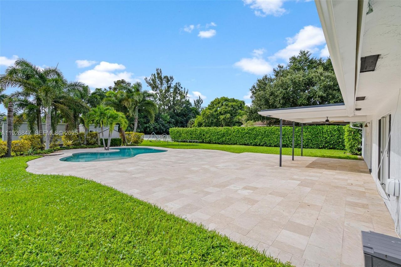 14330 SW 16th St, Davie, FL 33325 Photo