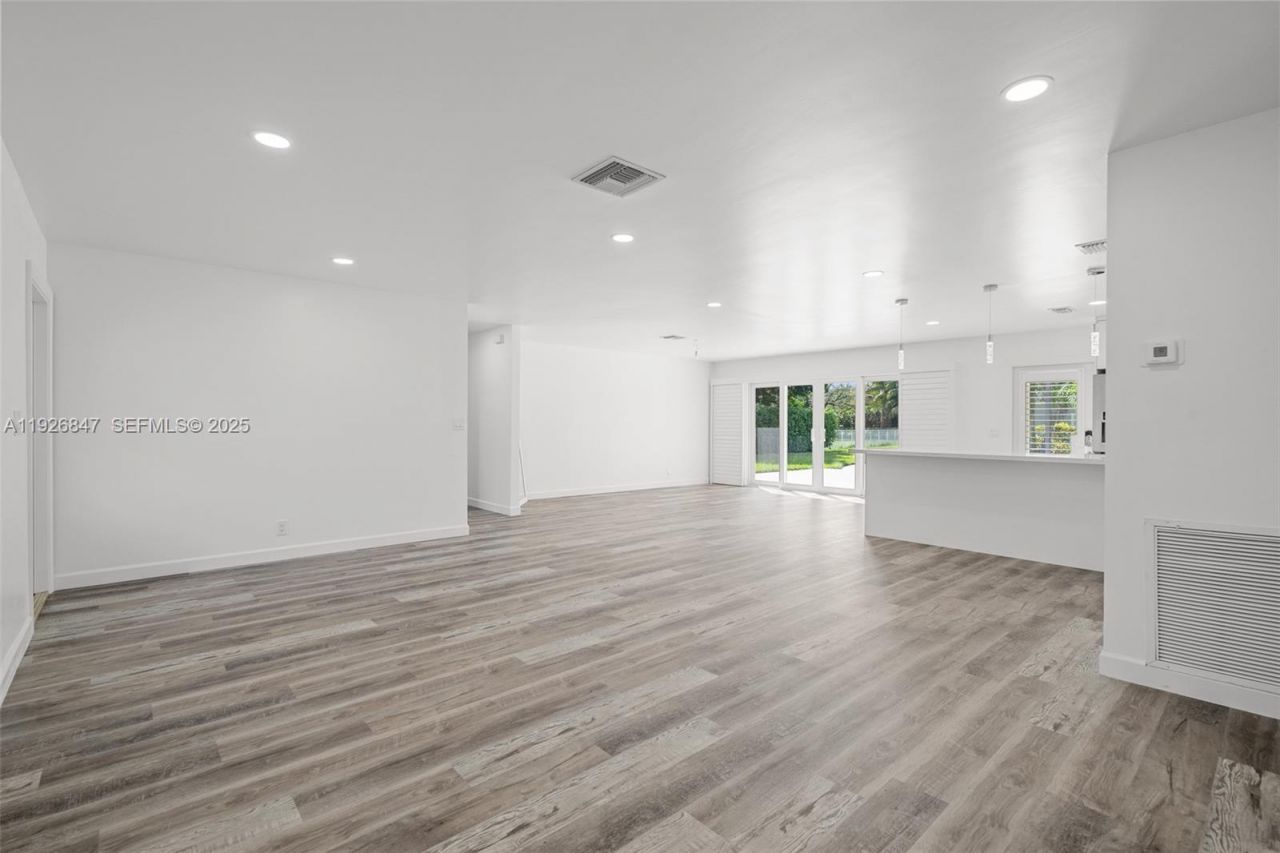 14330 SW 16th St, Davie, FL 33325 Photo