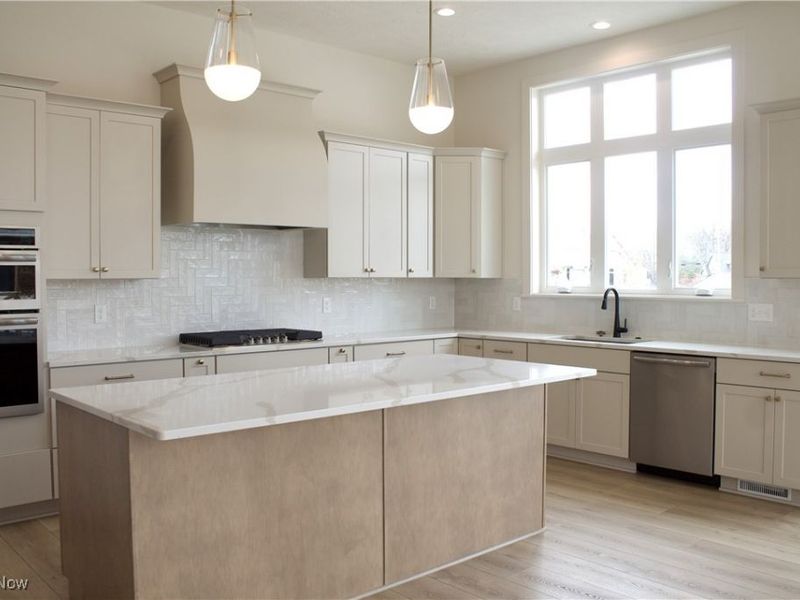 3414 Mass Drive, Avon, OH 44011 Photo 6