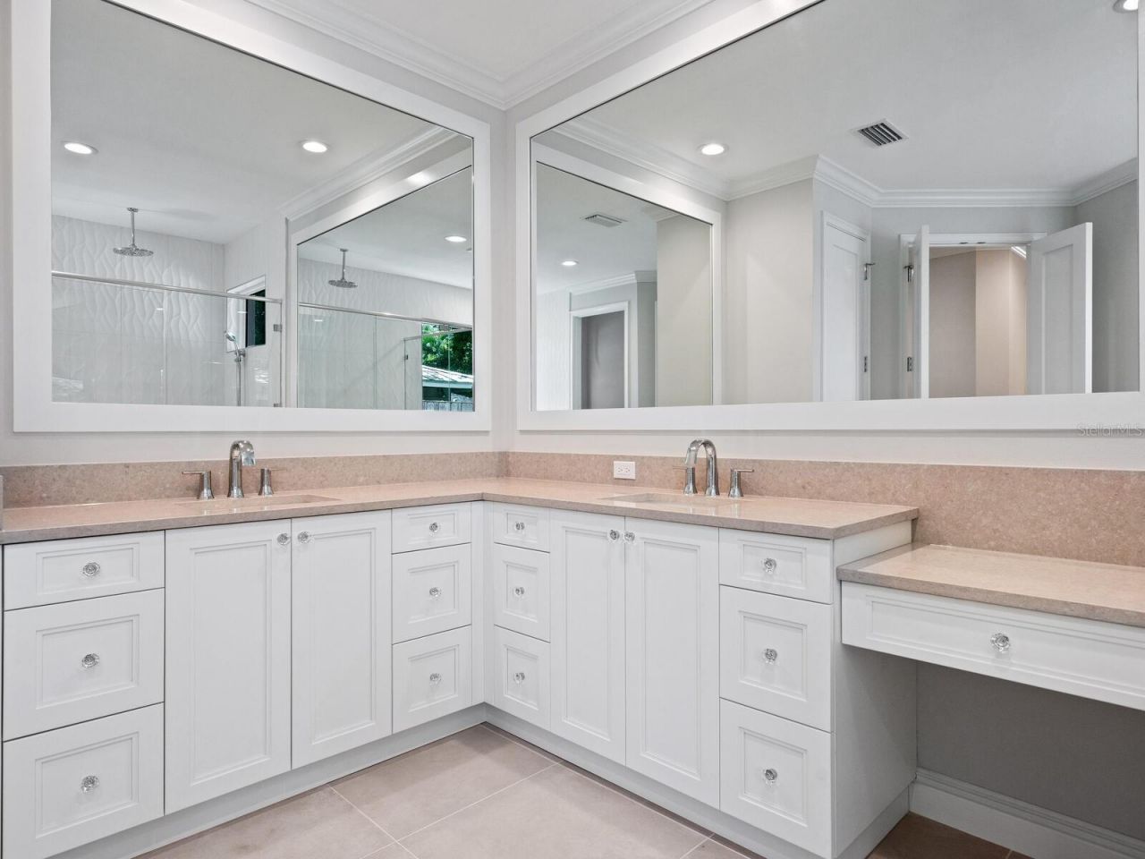 1876 Magnolia Street, Sarasota, FL 34239 Photo