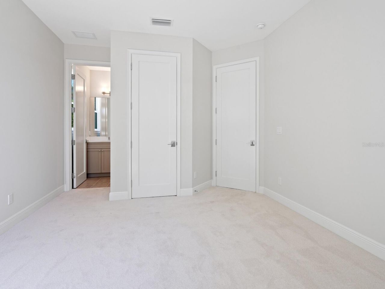 1876 Magnolia Street, Sarasota, FL 34239 Photo