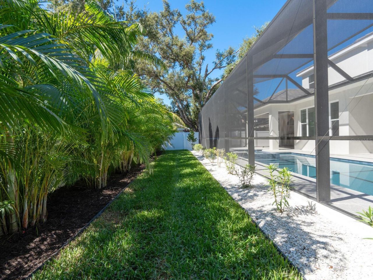 1876 Magnolia Street, Sarasota, FL 34239 Photo