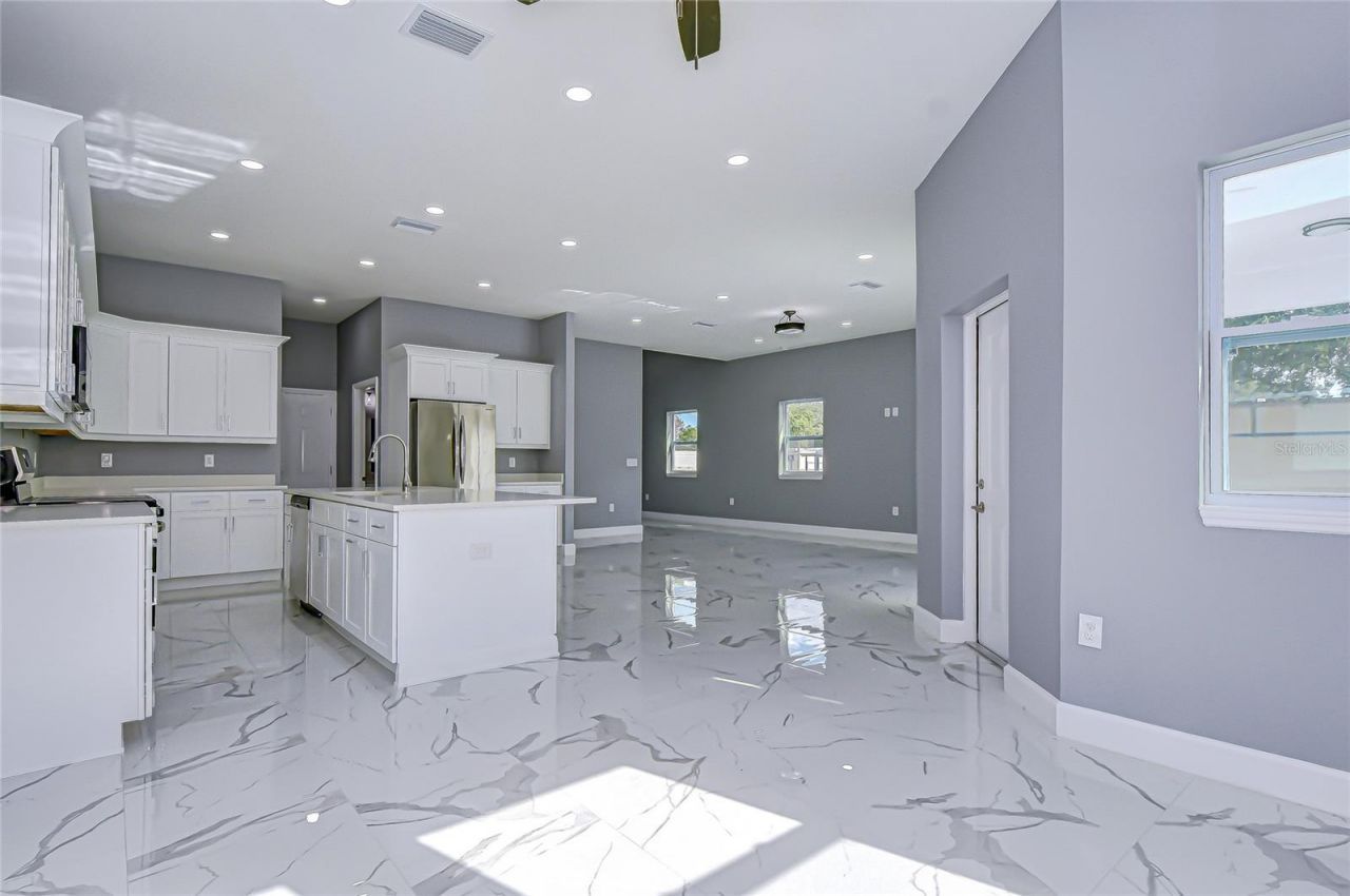 5312 76th Avenue N, Pinellas Park, FL 33781 Photo