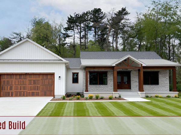 14391 Killybegs Lane, Cement City, MI 49233