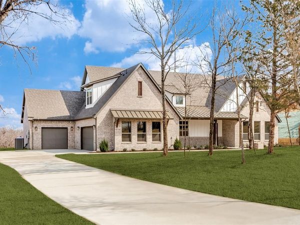 521 Aermotor Loop, Weatherford, TX 76085