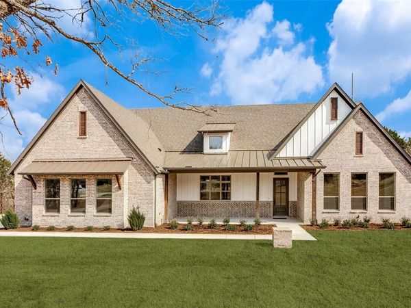 521 Aermotor Loop, Weatherford, TX 76085