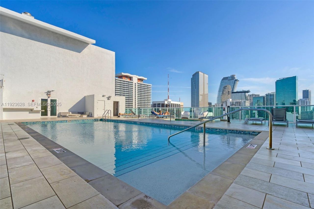 133 NE 2nd Ave, Unit 3610, Miami, FL 33132 Photo