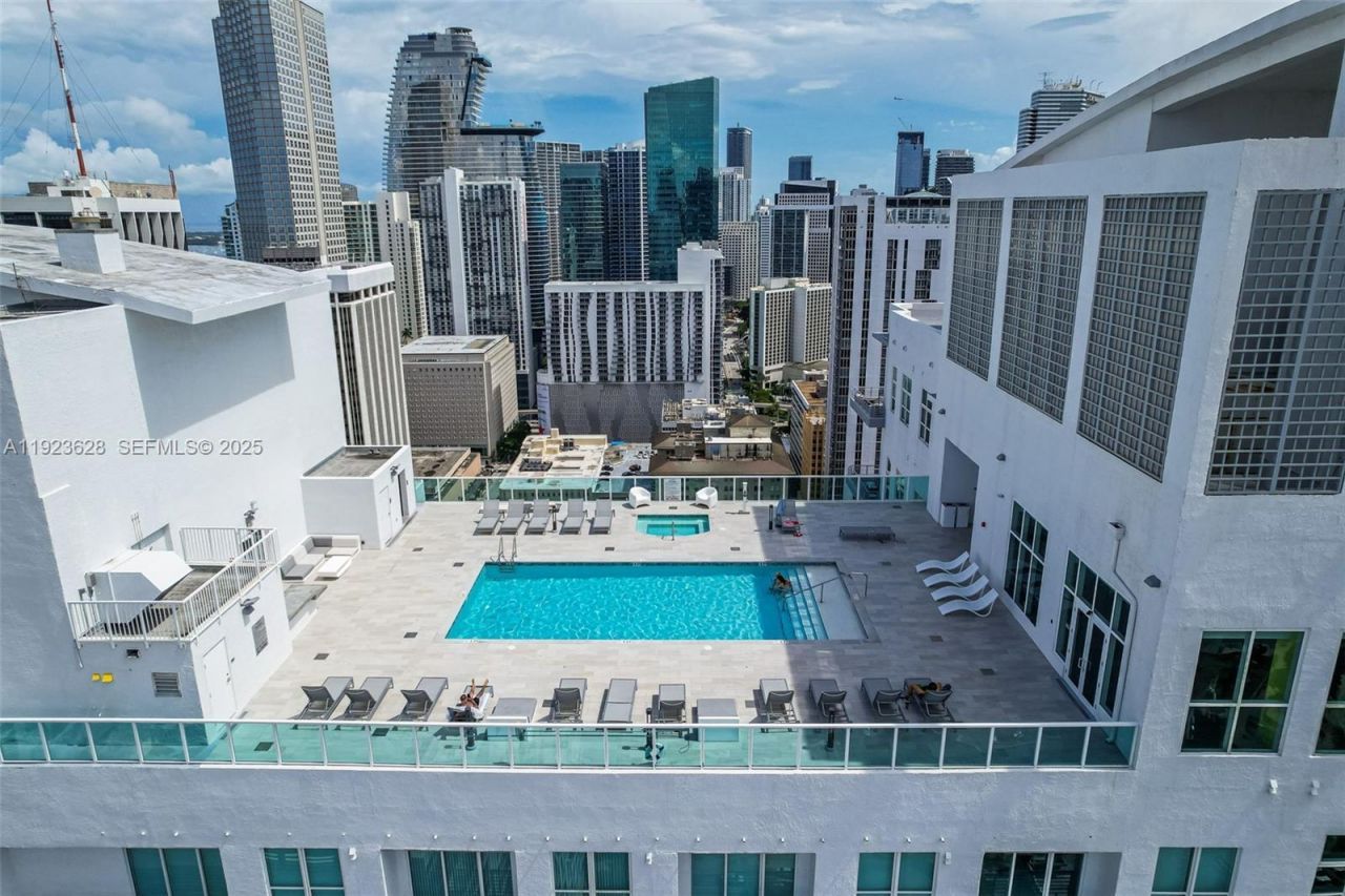 133 NE 2nd Ave, Unit 3610, Miami, FL 33132 Photo