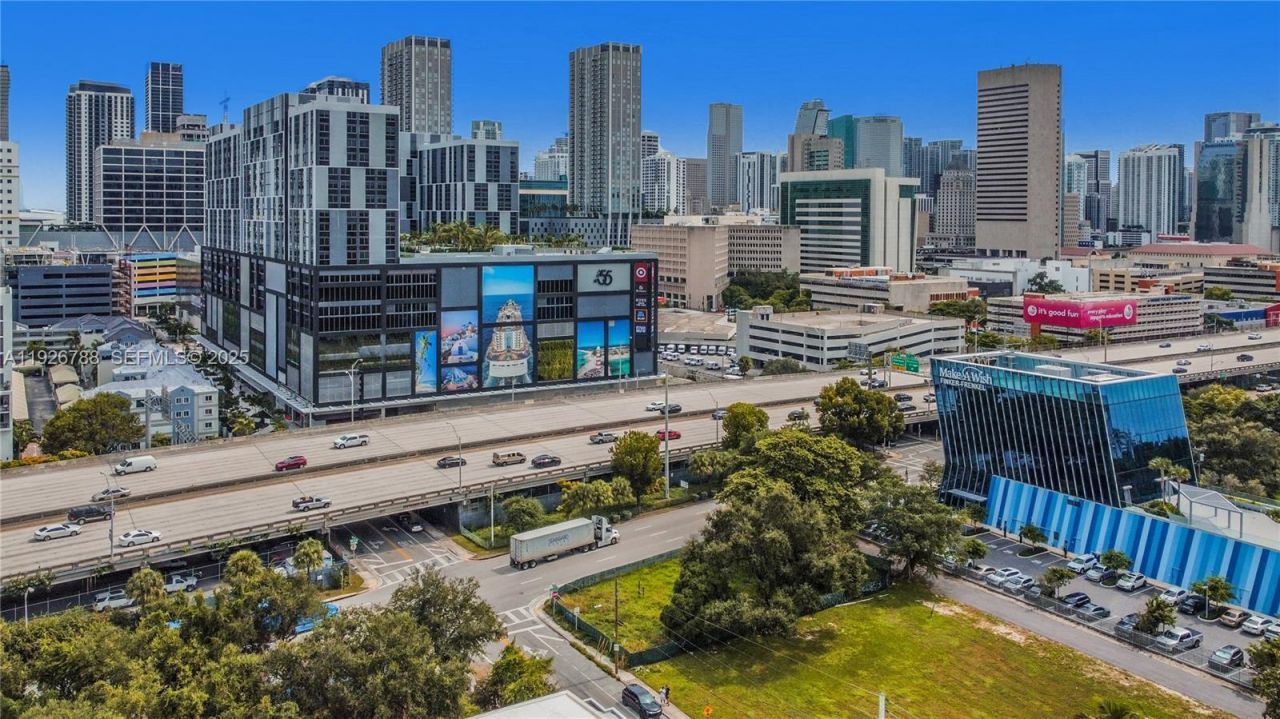 342 NW 7th St, Miami, FL 33136 Photo