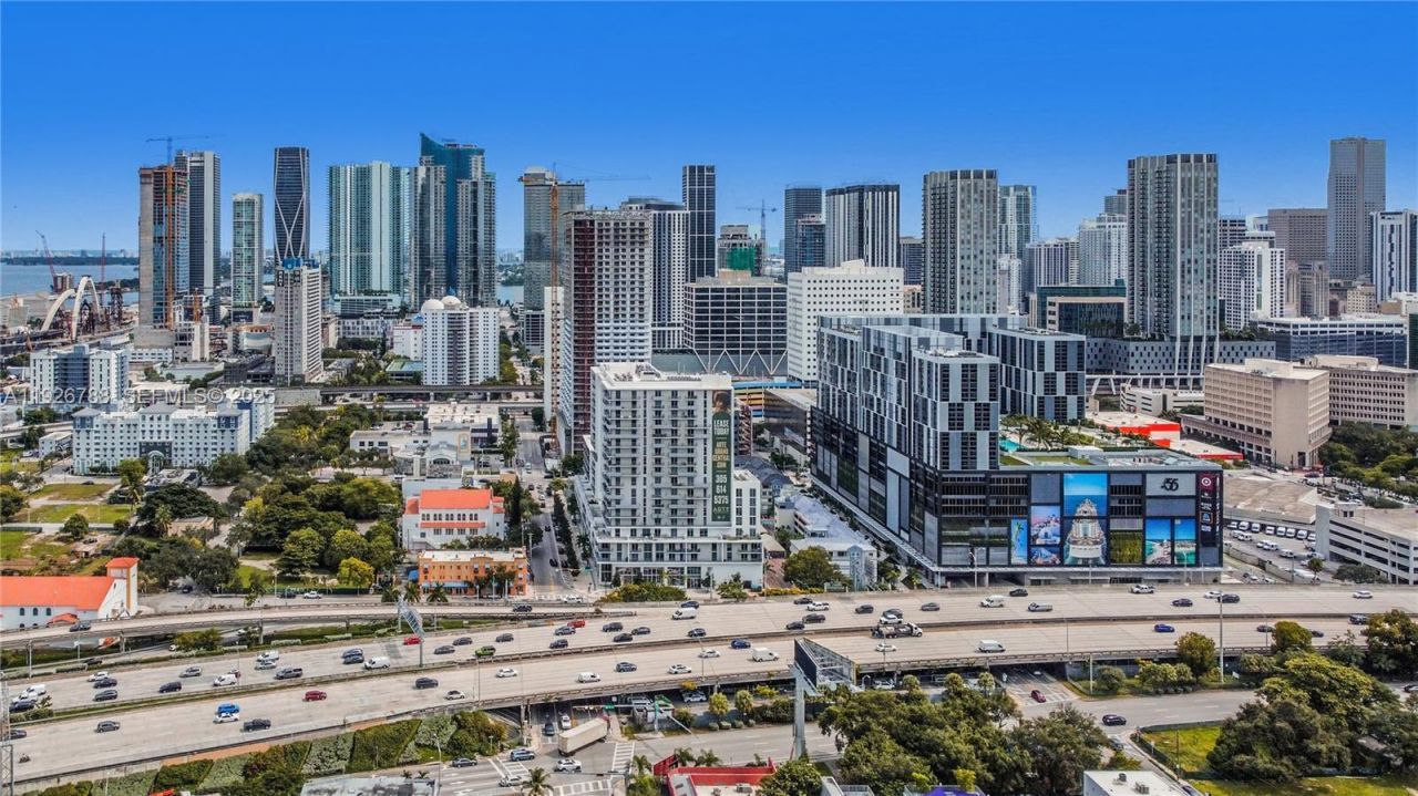 342 NW 7th St, Miami, FL 33136 Photo