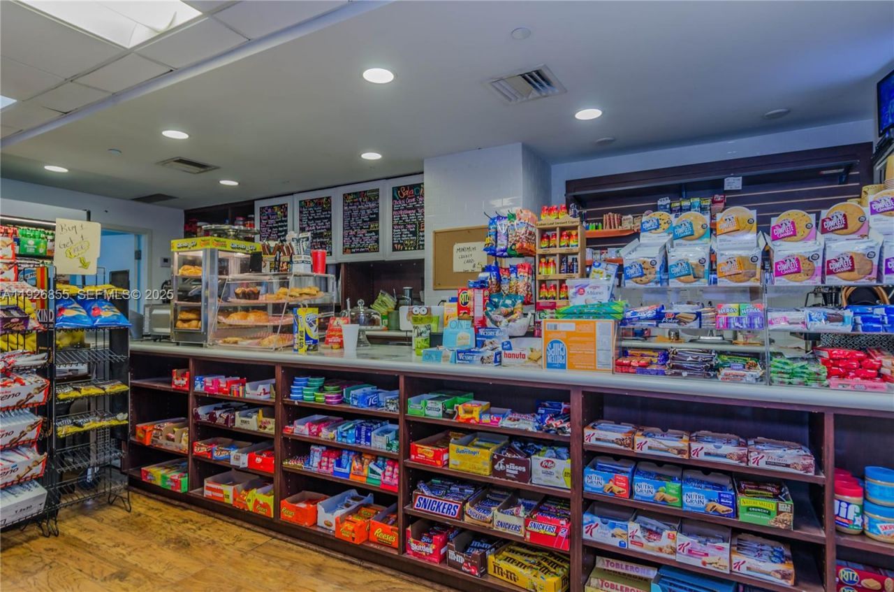 1000 West Ave, Unit 1027, Miami Beach, FL 33139 Photo