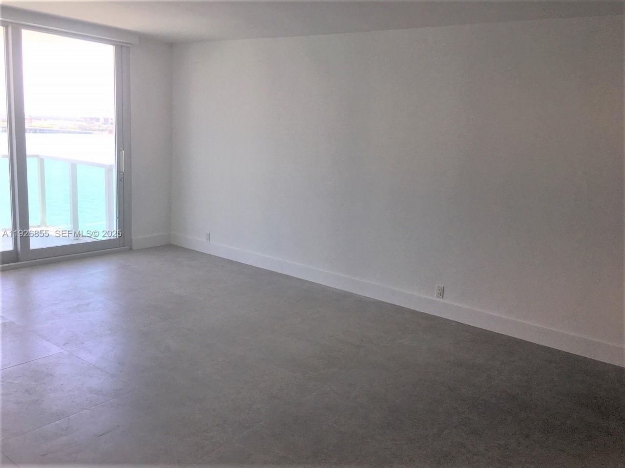 1000 West Ave, Unit 1027, Miami Beach, FL 33139 Photo