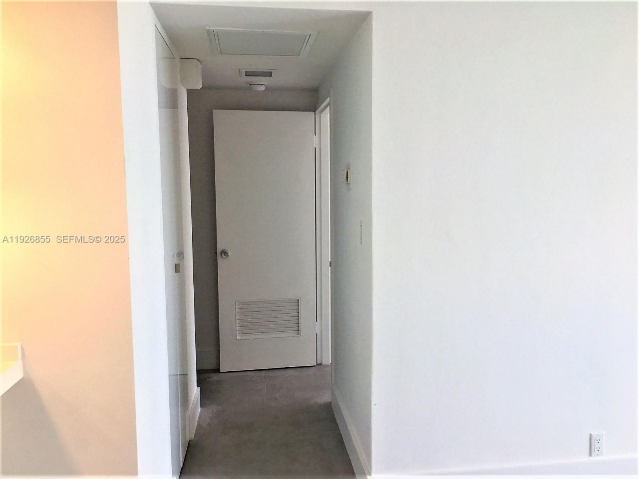 1000 West Ave, Unit 1027, Miami Beach, FL 33139 Photo