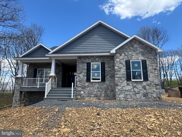 46 VV TURNBERRY, HAZLETON, PA 18202