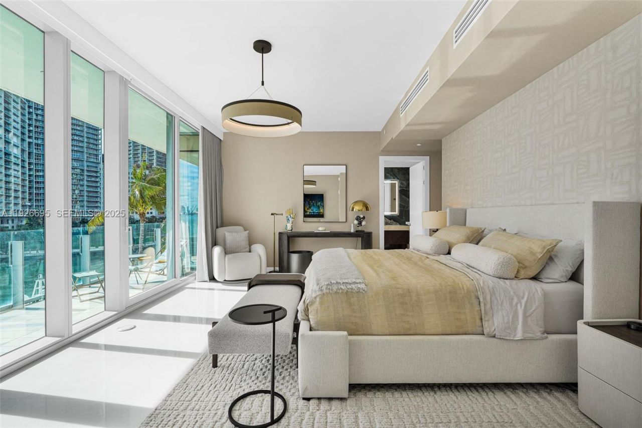 300 Biscayne Blvd Way, Unit 301E, Miami, FL 33131 Photo