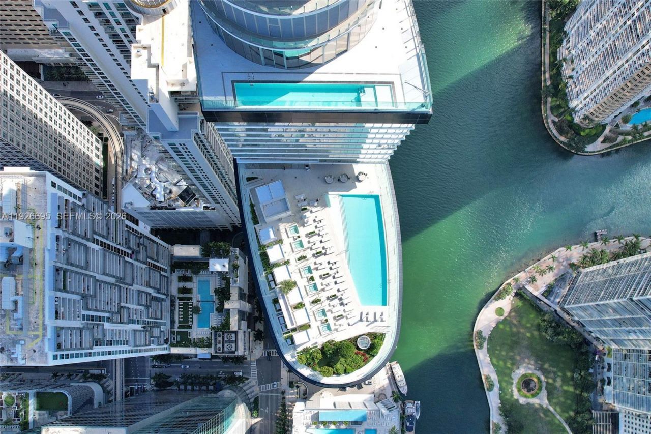 300 Biscayne Blvd Way, Unit 301E, Miami, FL 33131 Photo