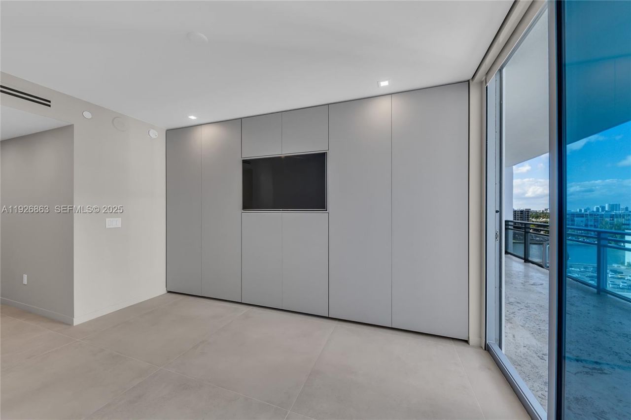 3535 S Ocean Dr, Unit 1003, Hollywood, FL 33019 Photo