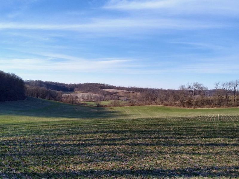 7700 Chatham Road NE, Newark, OH 43055 Photo 2