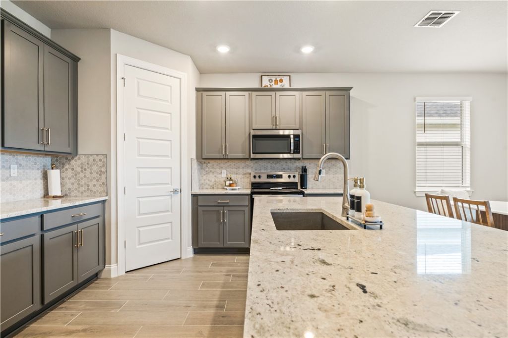 9049 Dahlia Circle, Port Saint Lucie, FL 34986 Photo