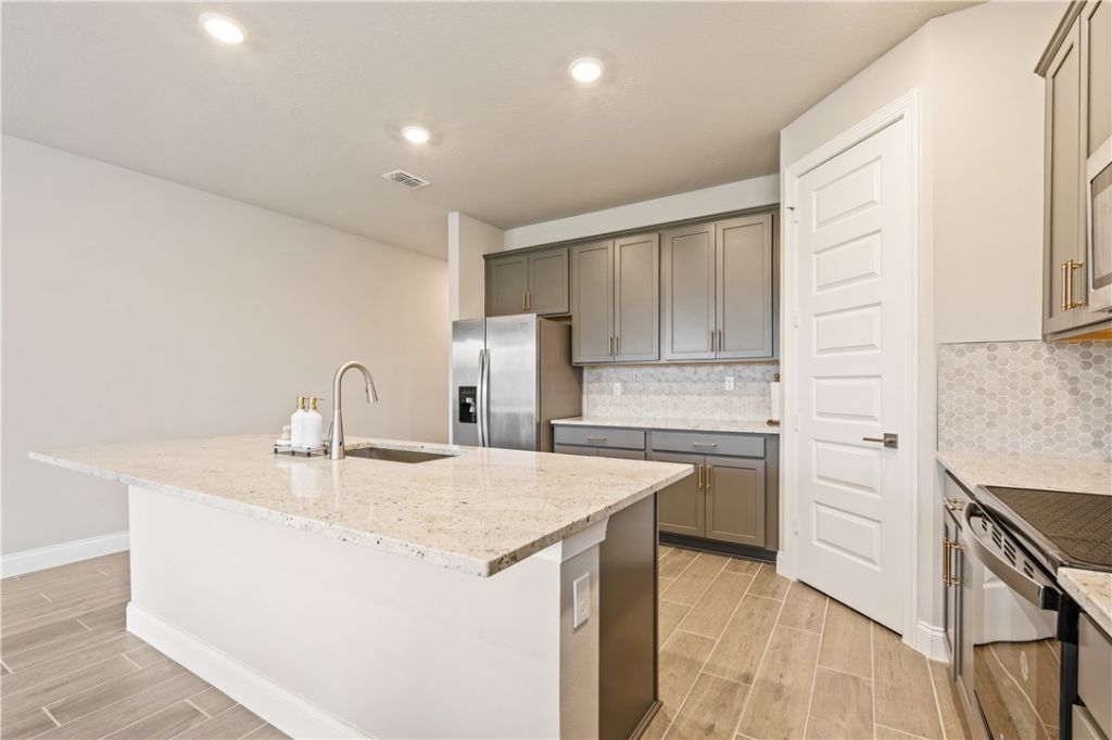 9049 Dahlia Circle, Port Saint Lucie, FL 34986 Photo