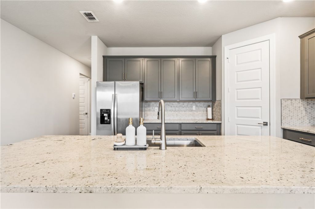 9049 Dahlia Circle, Port Saint Lucie, FL 34986 Photo