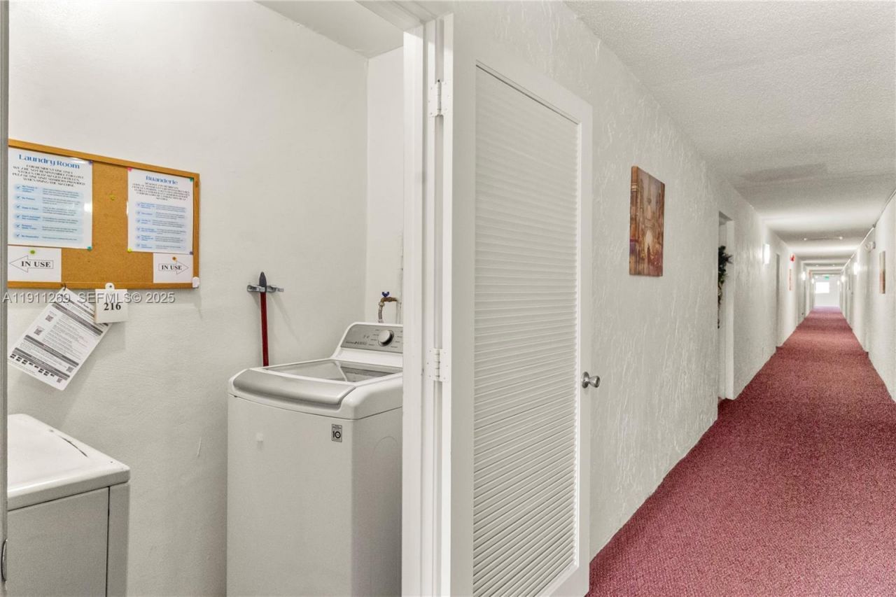 5661 SW 2nd Ct, Unit 216, Margate, FL 33068 Photo