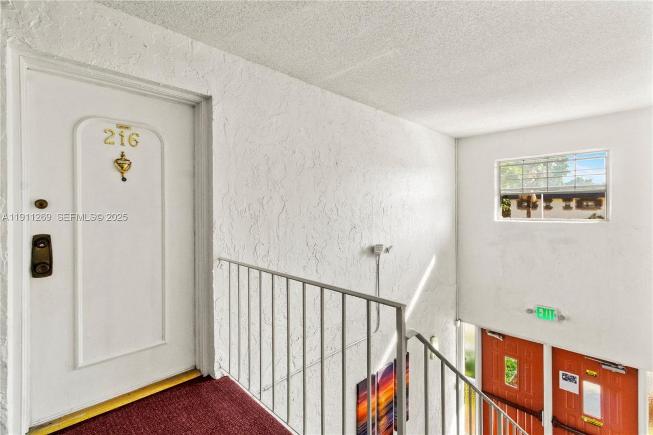 5661 SW 2nd Ct, Unit 216, Margate, FL 33068 Photo