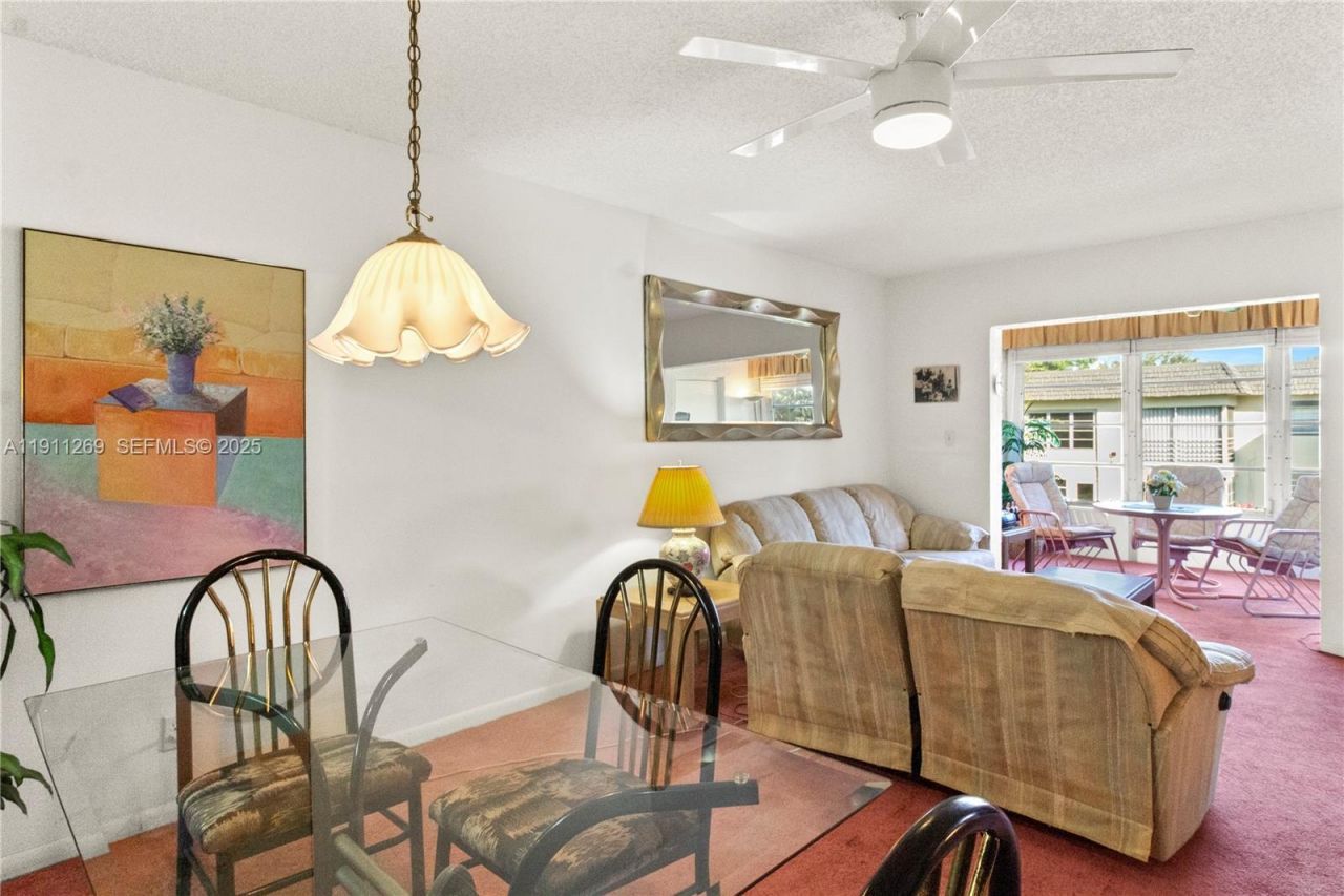 5661 SW 2nd Ct, Unit 216, Margate, FL 33068 Photo