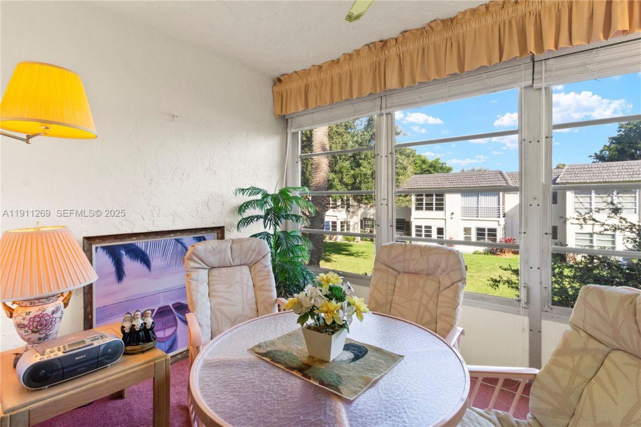 5661 SW 2nd Ct, Unit 216, Margate, FL 33068 Photo