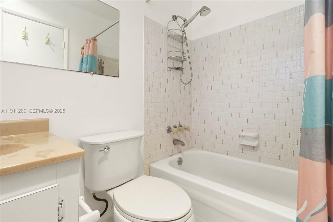 5661 SW 2nd Ct, Unit 216, Margate, FL 33068 Photo