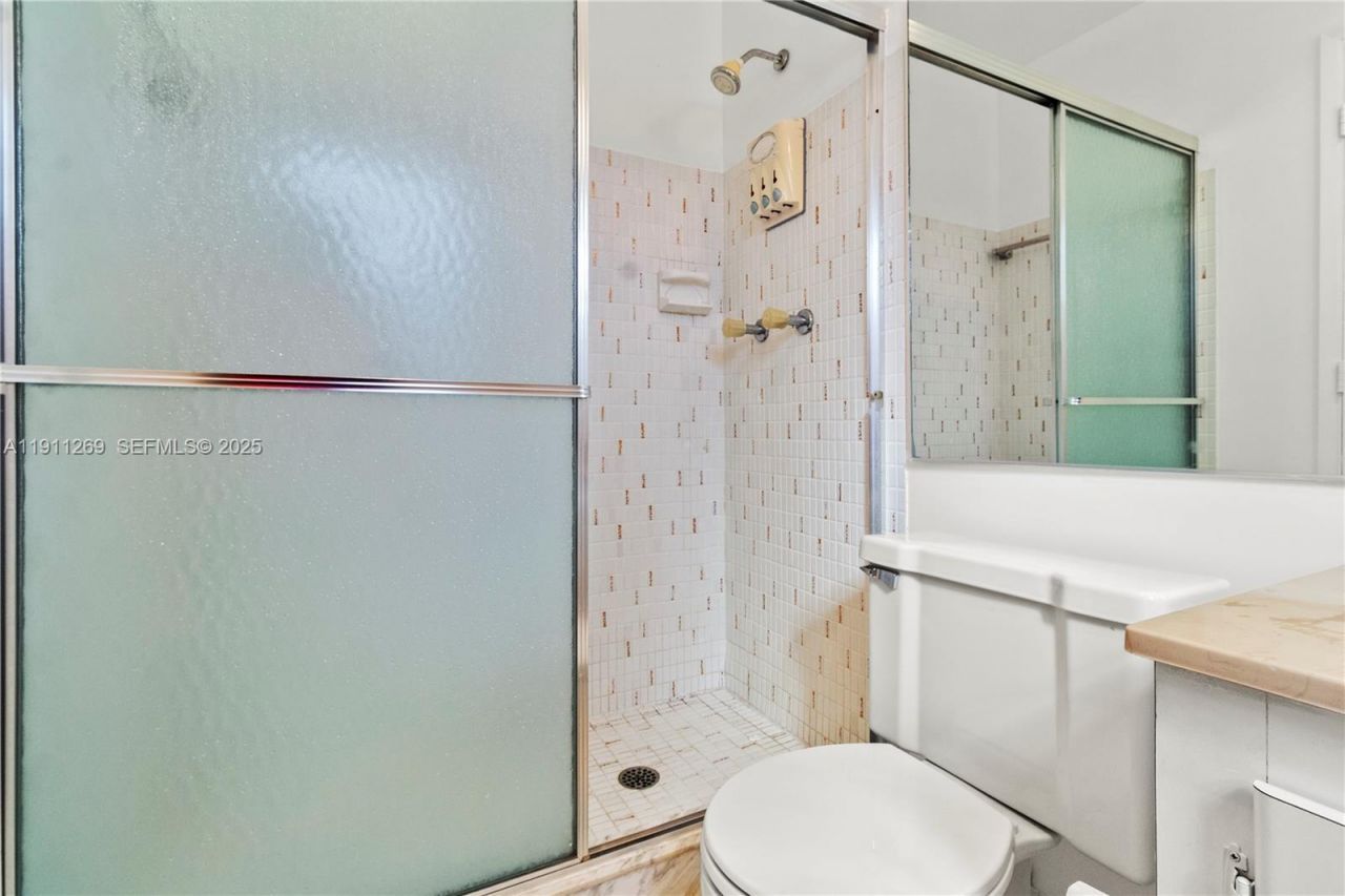 5661 SW 2nd Ct, Unit 216, Margate, FL 33068 Photo