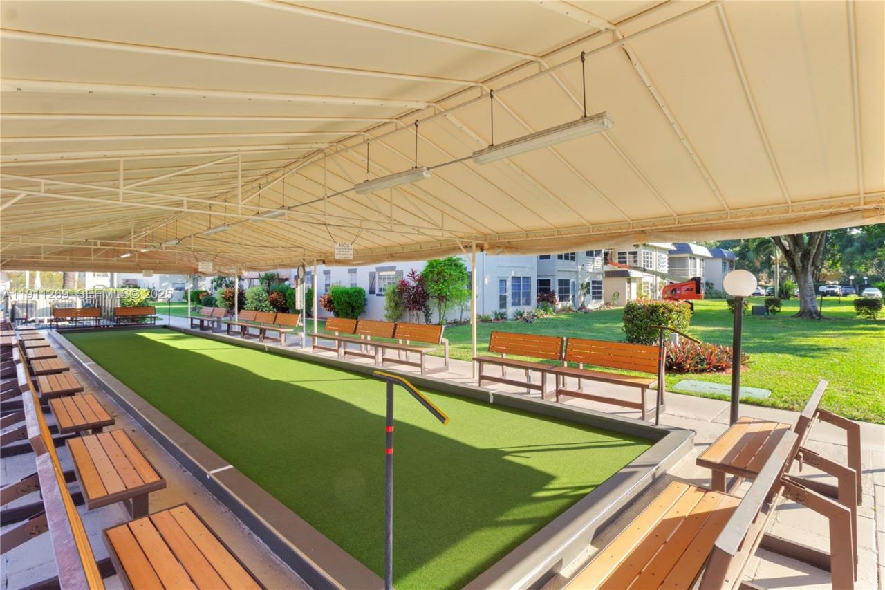 5661 SW 2nd Ct, Unit 216, Margate, FL 33068 Photo