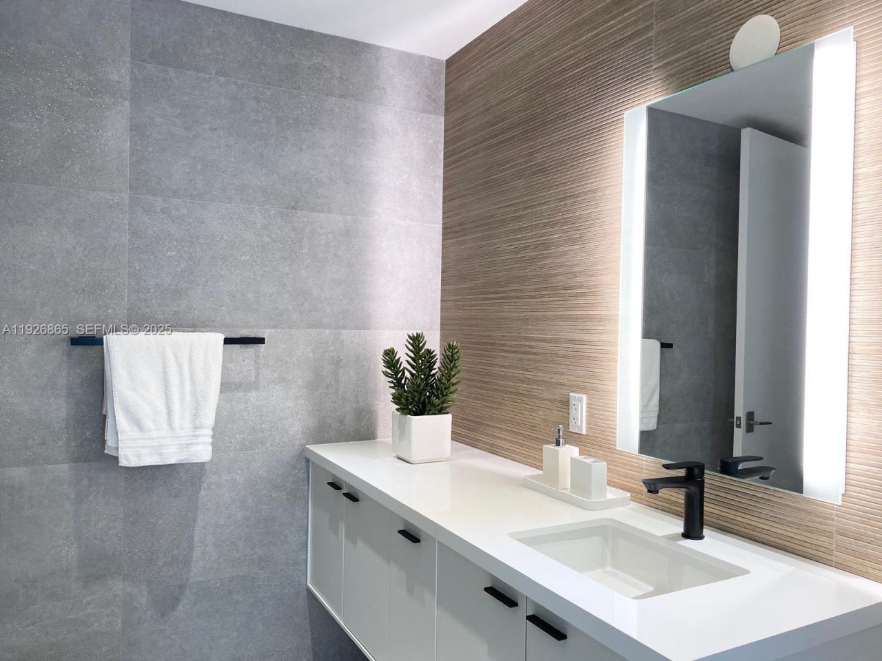 9121 SW 85th St, Unit 2, Miami, FL 33173 Photo