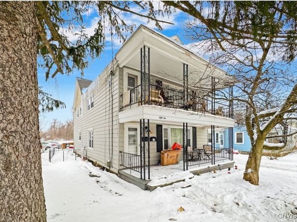 52 Burrstone Road, New York Mills, NY 13417