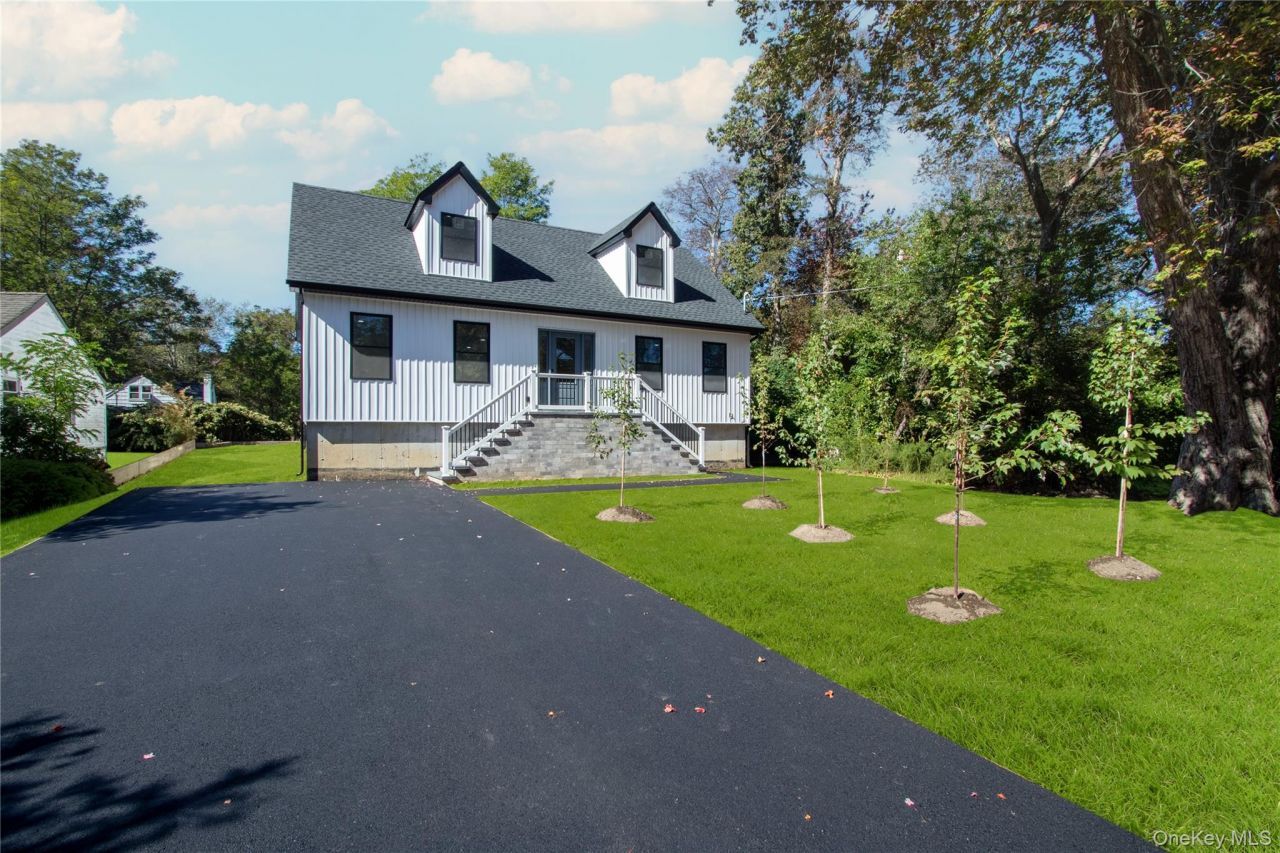 108 Mckinley Drive, Mastic Beach, NY 11951 Main Photo