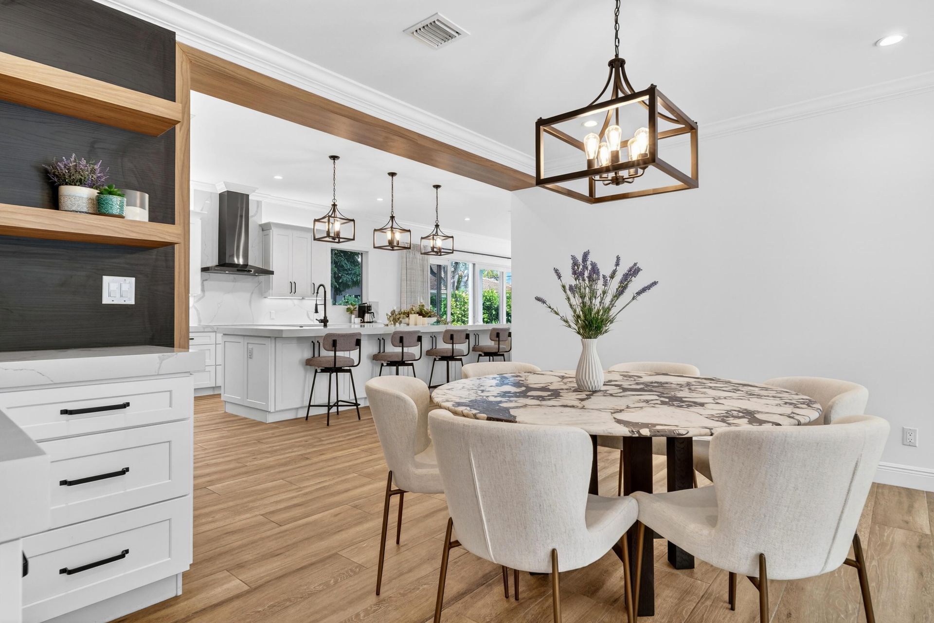 301 Pilgrim Road, West Palm Beach, FL 33405 Photo