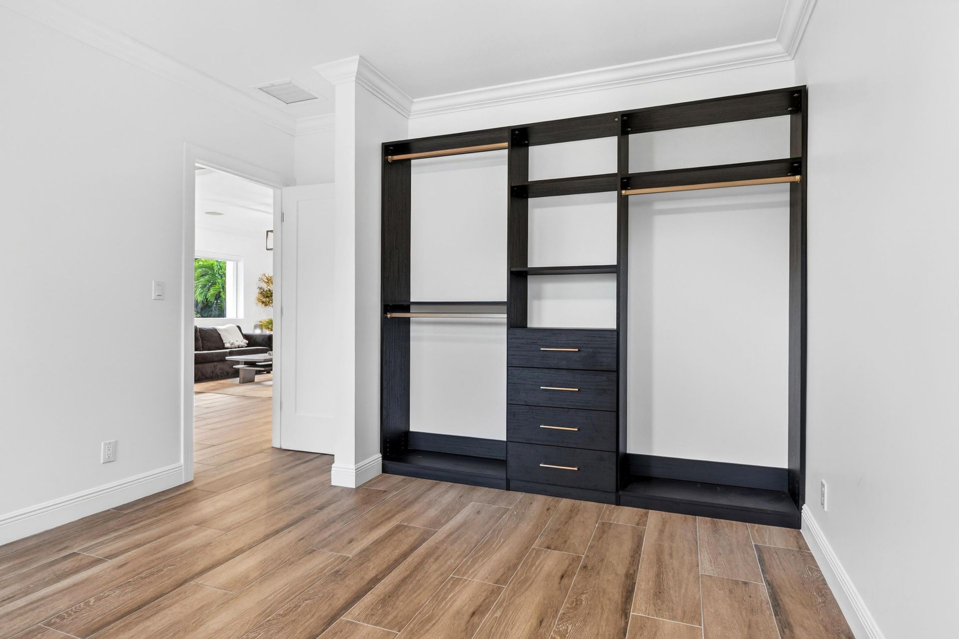 301 Pilgrim Road, West Palm Beach, FL 33405 Photo