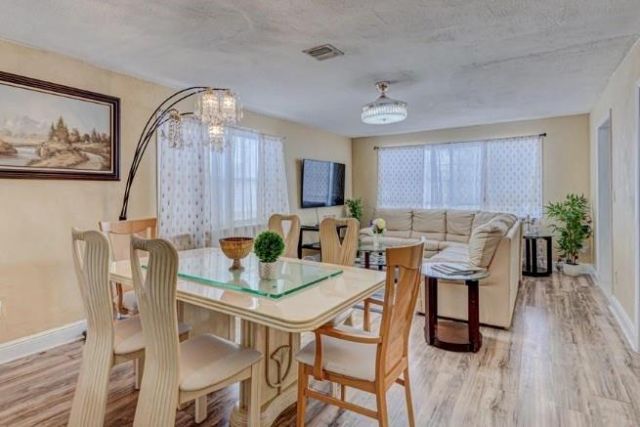 1105 W 34th St, Riviera Beach, FL 33404 Photo