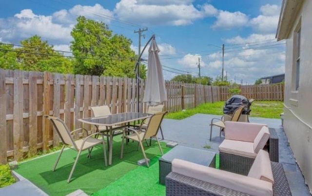 1105 W 34th St, Riviera Beach, FL 33404 Photo