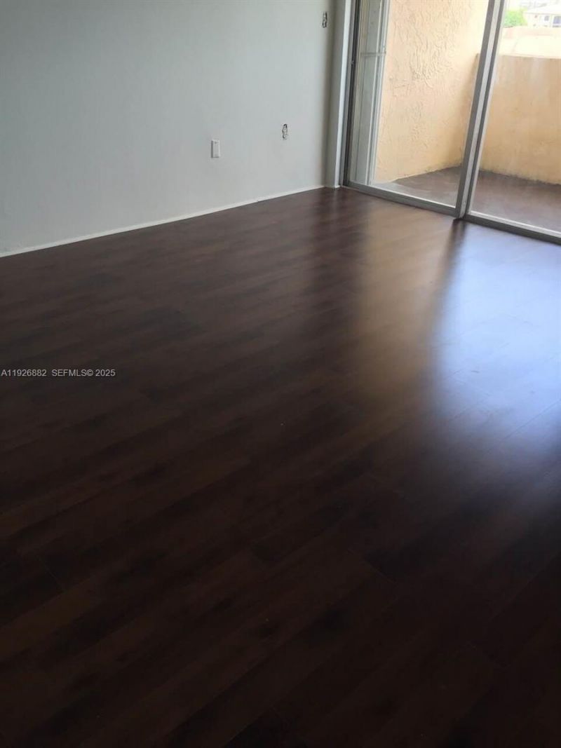 9375 Fontainebleau Blvd, Unit L423, Miami, FL 33172 Photo