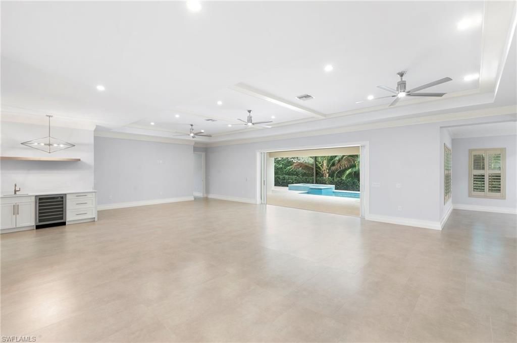 1086 Michigan Ave, Naples, FL 34103 Photo