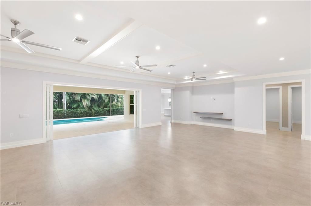 1086 Michigan Ave, Naples, FL 34103 Photo