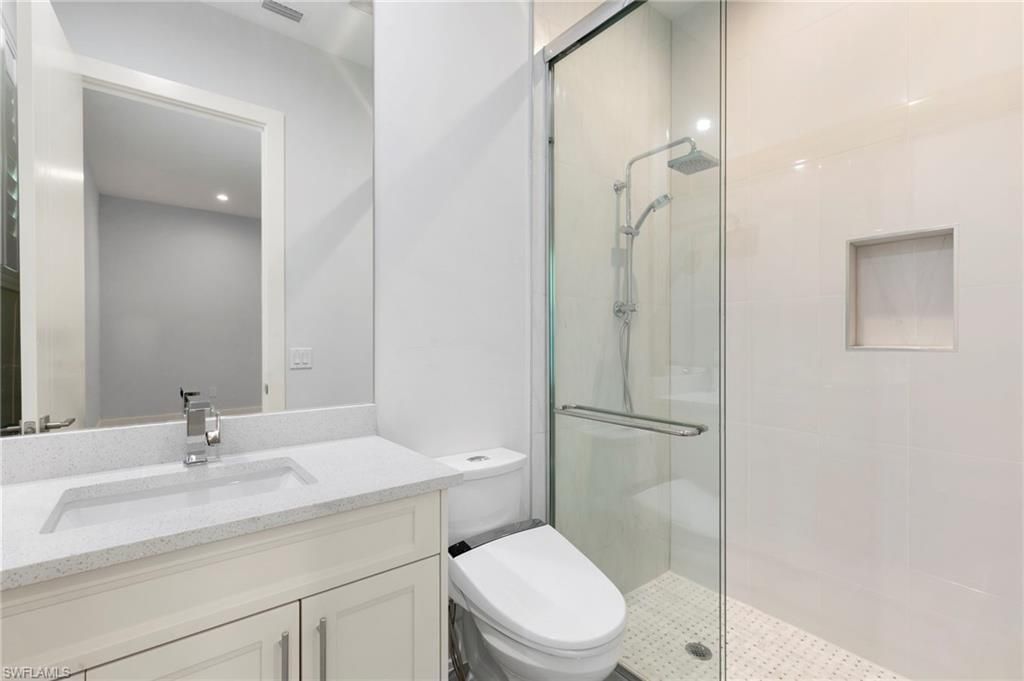 1086 Michigan Ave, Naples, FL 34103 Photo