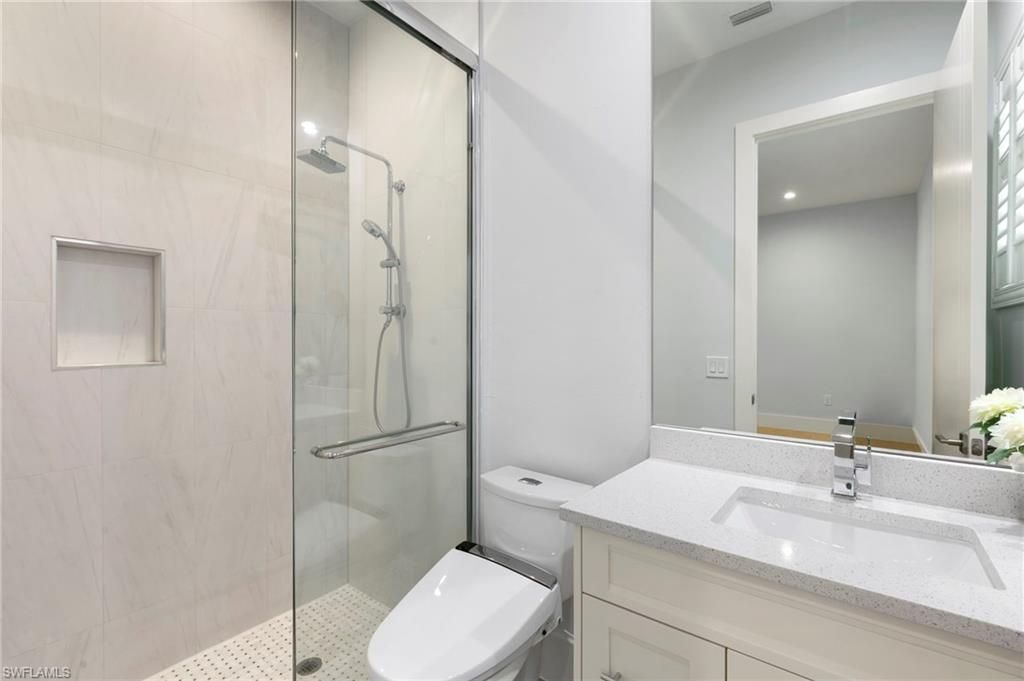 1086 Michigan Ave, Naples, FL 34103 Photo