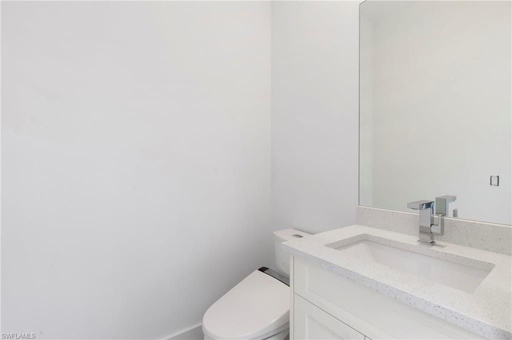 1086 Michigan Ave, Naples, FL 34103 Photo