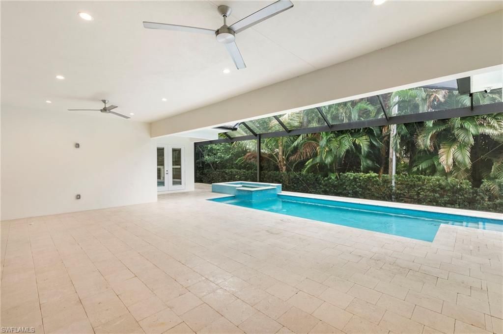 1086 Michigan Ave, Naples, FL 34103 Photo