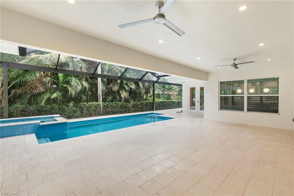 1086 Michigan Ave, Naples, FL 34103 Photo